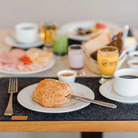 Sano ホテル バーベ